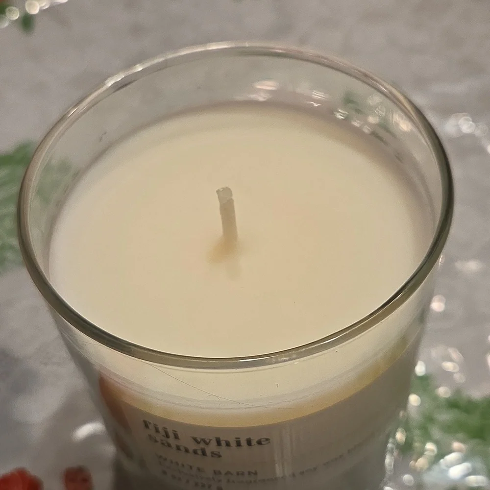 Nwt White Barn Fiji White Sands Scented Soy Candle - Cream - Picture 3 of 4